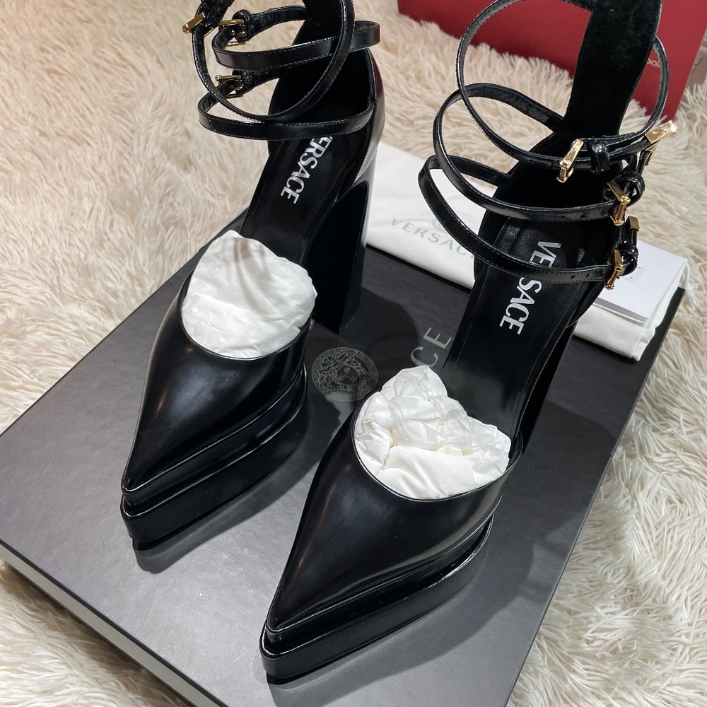 Versace La Medusa Platform Point Toe Mary Jane Patent